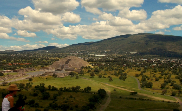 Mis respetos a Teotihuacan.
